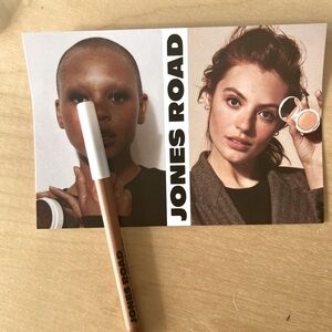 Jones Road Lip Pencil in Nudist